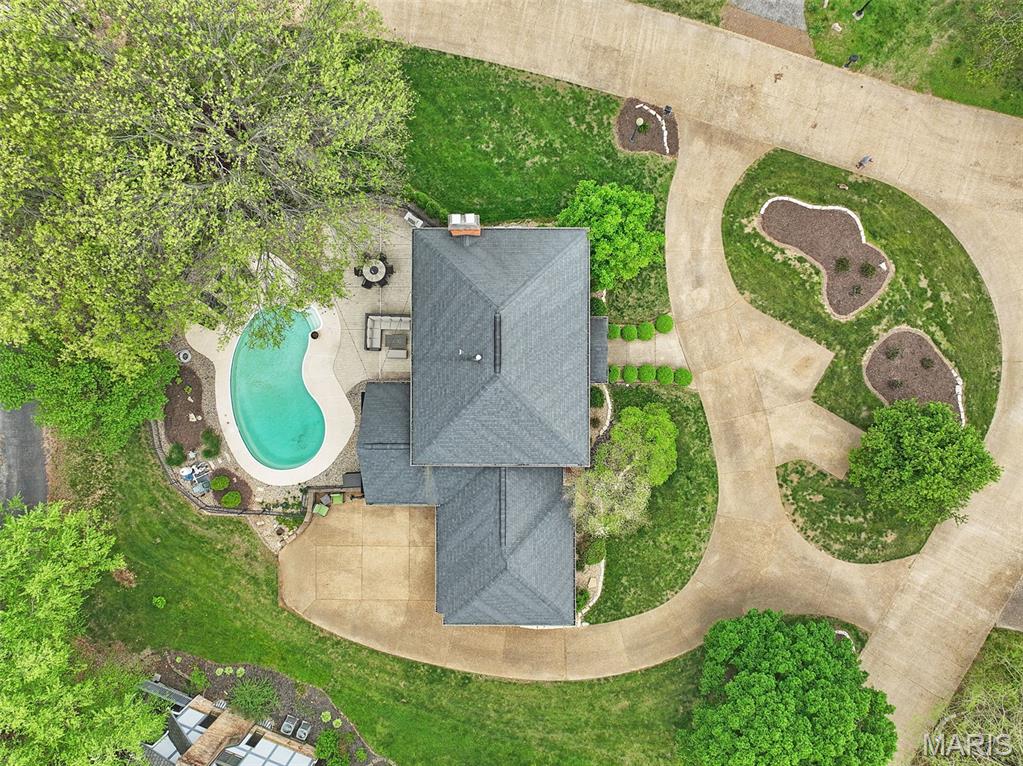 2nd image of 6 Pinebrook Ct, Edwardsville, IL 62025 | MLS# MIS26049349