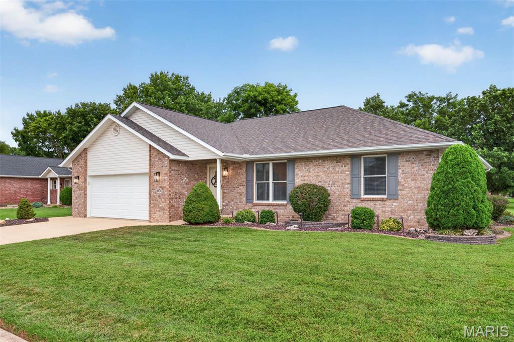 2nd image of 115 N Porte Dr, Highland, IL 62249 | MLS# MIS26049451