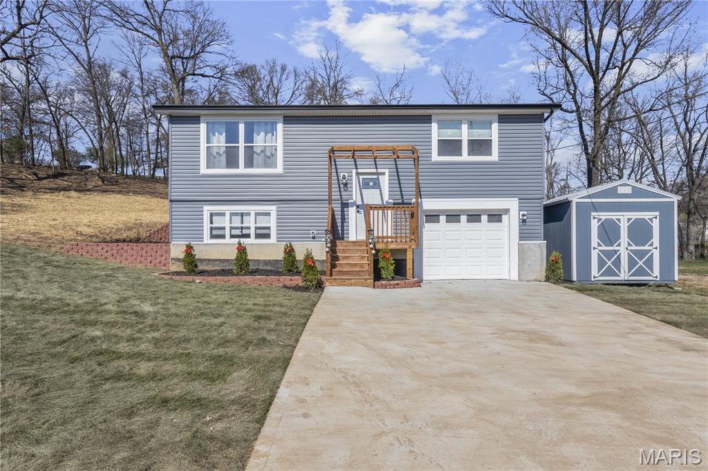2nd image of 902 Forest Ave, Valley Park, MO 63088 | MLS# MIS26049468