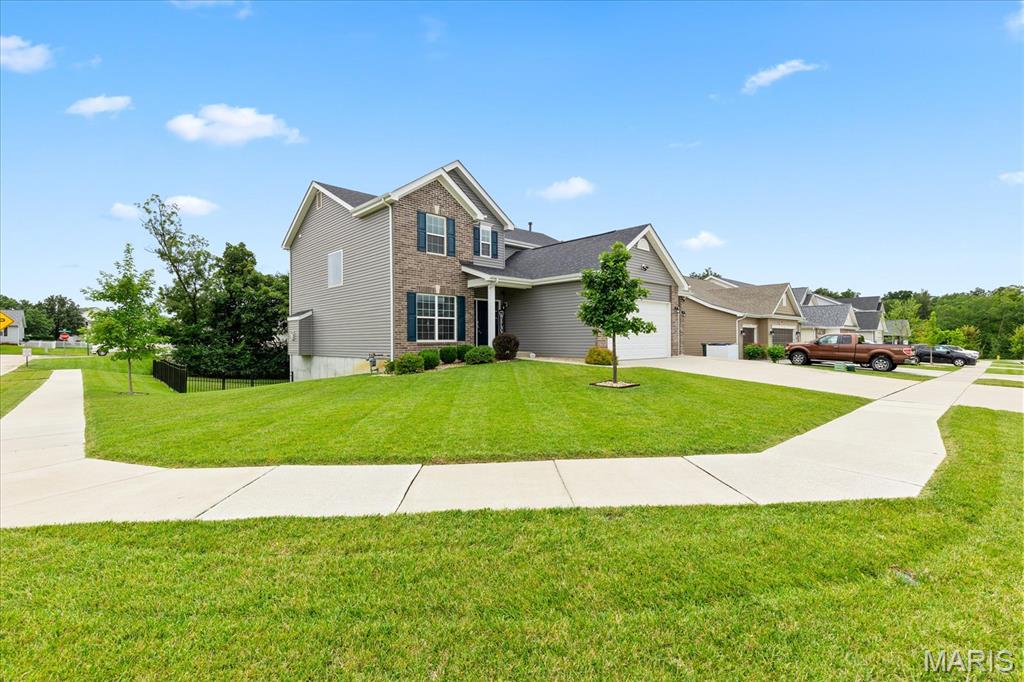 2nd image of 228 Burrograss Dr, Wentzville, MO 63385 | MLS# MIS26049484