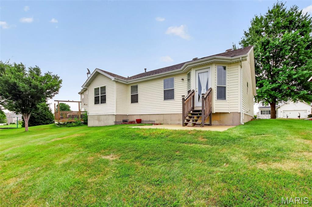 38th image of 429 Briarchase Pl, Lake Saint Louis, MO 63367 | MLS# MIS26049505