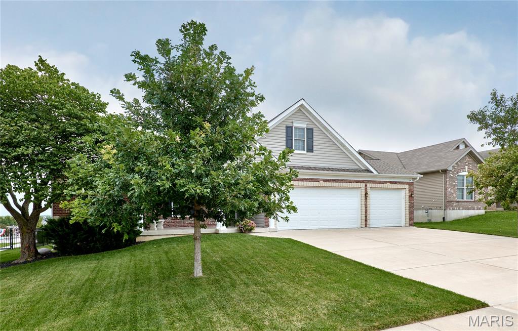 2nd image of 12 Shady River Ct, O Fallon, MO 63366 | MLS# MIS26049533