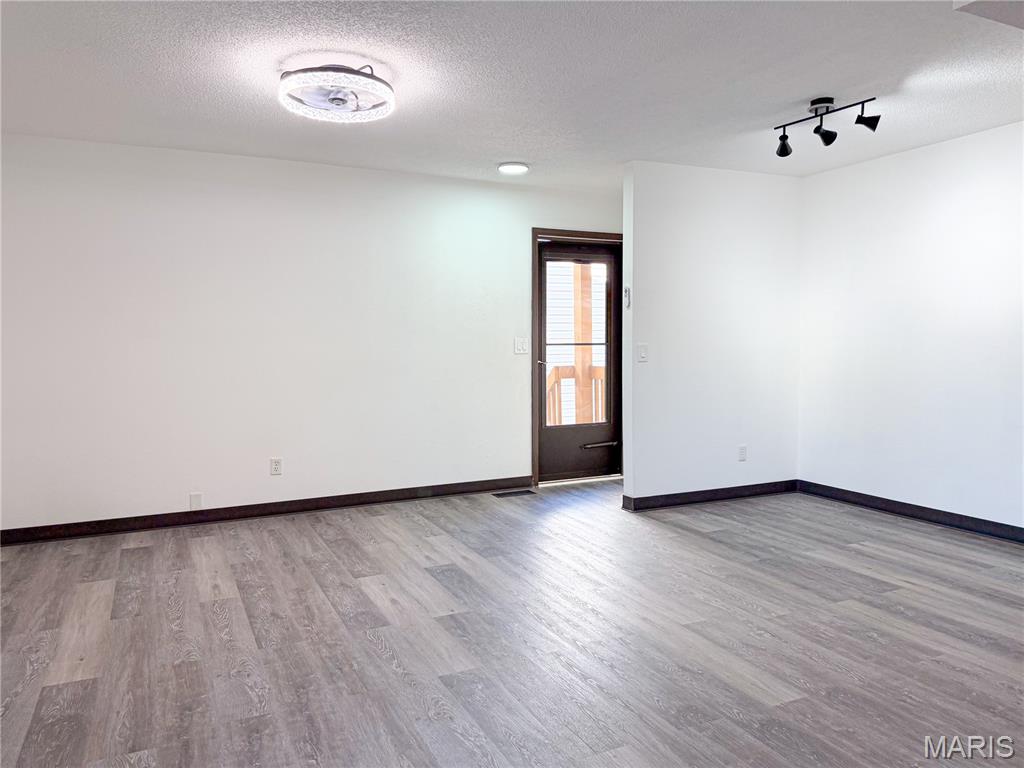 3rd image of 24 Parkridge, Belleville, IL 62226 | MLS# MIS26049541