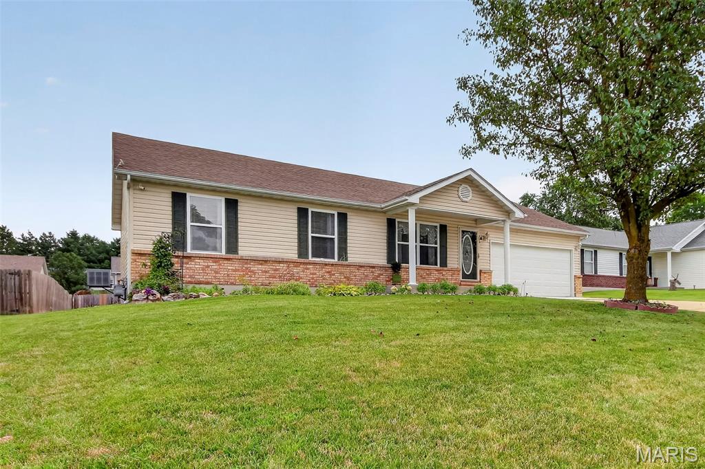 4th image of 54 Spring Hill Cir, Wright City, MO 63390 | MLS# MIS26049542