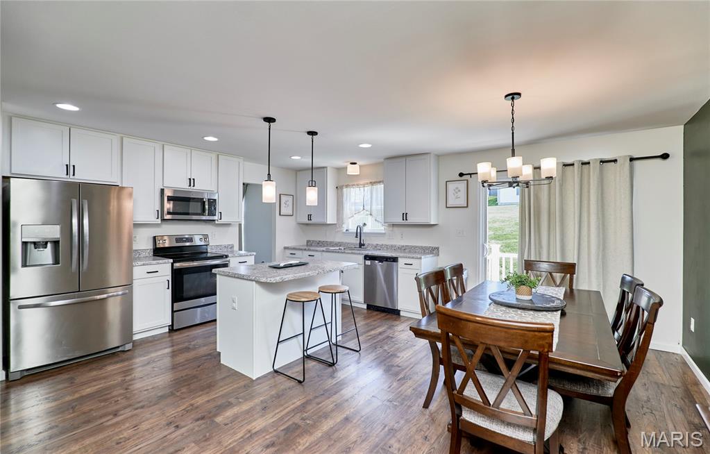 2nd image of 224 Quiet Bend Dr, Wentzville, MO 63385 | MLS# MIS26049552