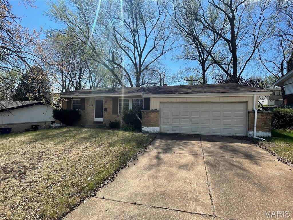 1st image of 2646 Farber Dr, Saint Louis, MO 63136 | MLS# MIS26049555