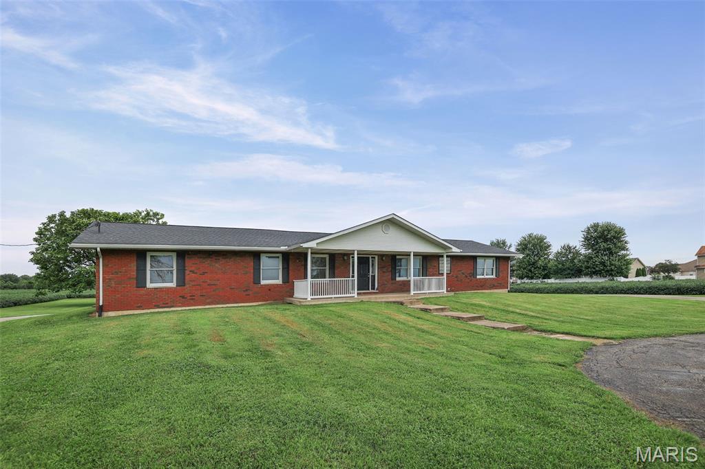 5th image of 6961 Bouse Rd, Glen Carbon, IL 62034 | MLS# MIS26049589