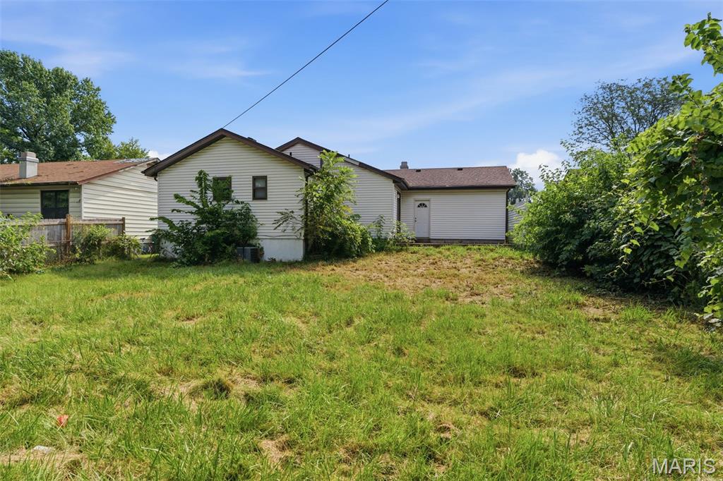 25th image of 11321 Aspen Woods Dr, Saint Louis, MO 63138 | MLS# MIS26049611