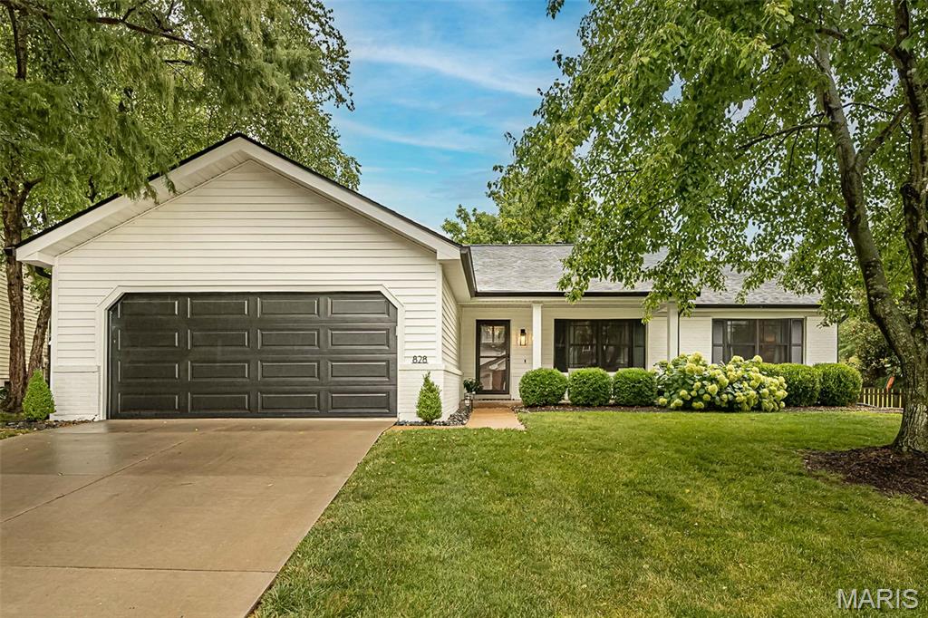 1st image of 828 Westbrooke Meadows Ct, Ballwin, MO 63021 | MLS# MIS26049616