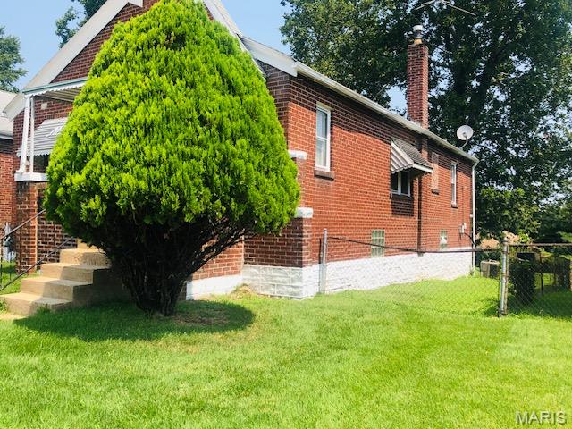 3rd image of 6997 Woodrow Ave, Saint Louis, MO 63121 | MLS# MIS26049621