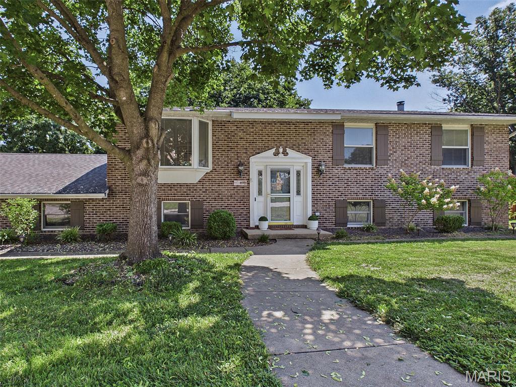 2nd image of 4911 Westmont Ave, Godfrey, IL 62035 | MLS# MIS26049624