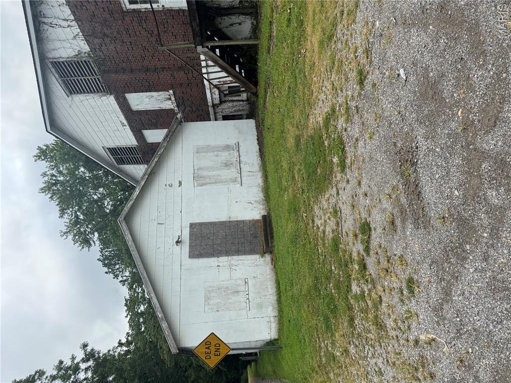 3rd image of 1202 S Sprigg St, Cape Girardeau, MO 63703 | MLS# MIS26049638