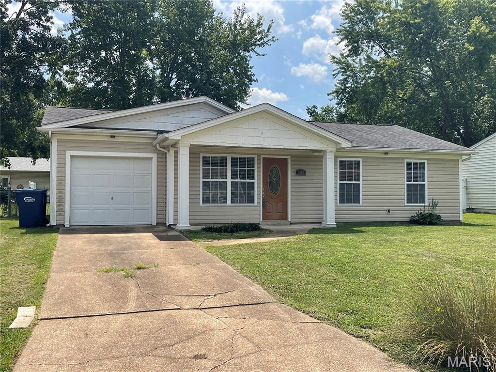 2nd image of 1402 Cypress Dr, Pacific, MO 63069 | MLS# MIS26049654