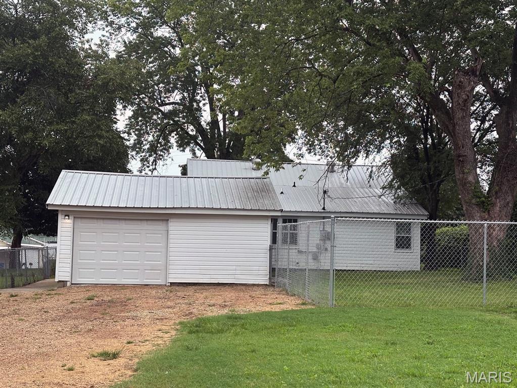 24th image of 711 N Prairie St, Bloomfield, MO 63825 | MLS# MIS26049676