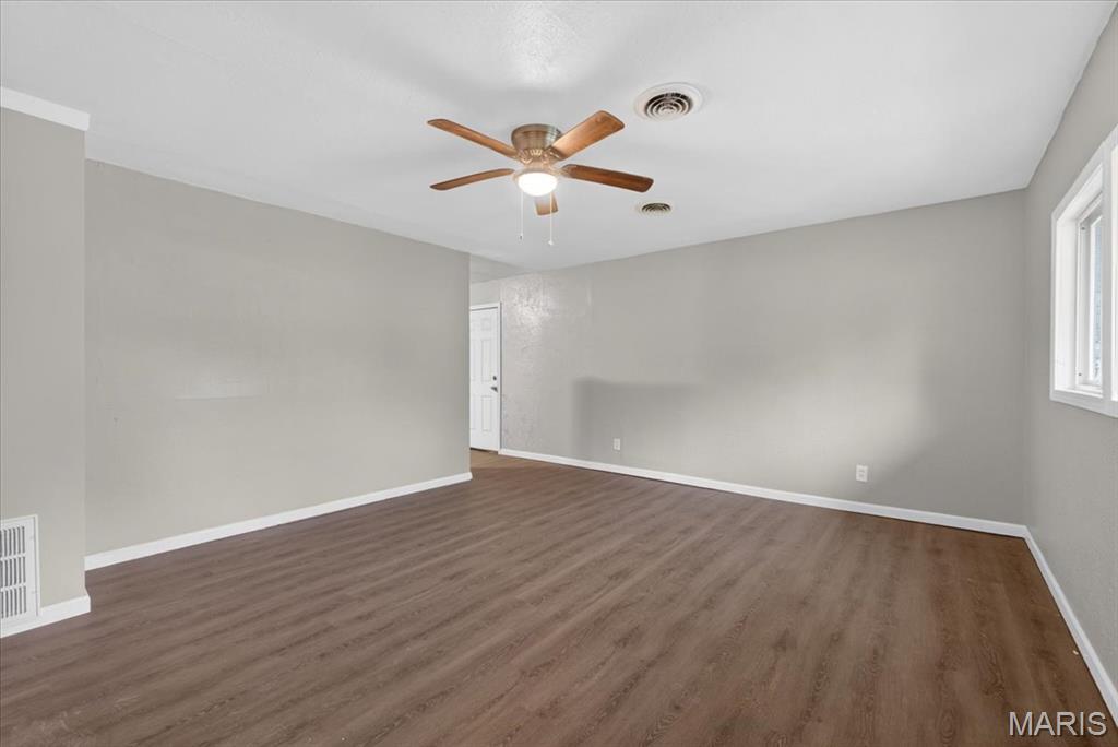 5th image of 36 Saint Gregory Dr, East Saint Louis, IL 62206 | MLS# MIS26049686