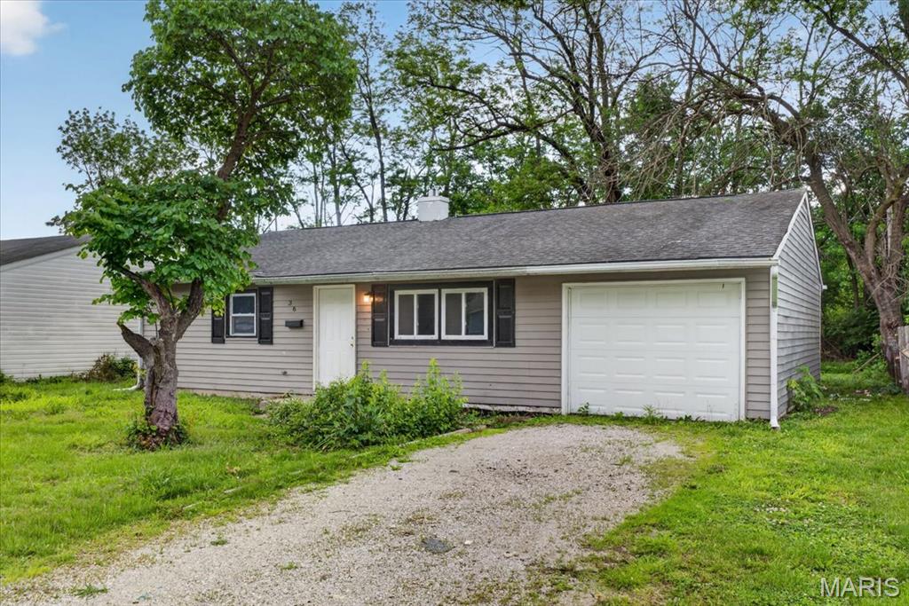 2nd image of 36 Saint Gregory Dr, East Saint Louis, IL 62206 | MLS# MIS26049686