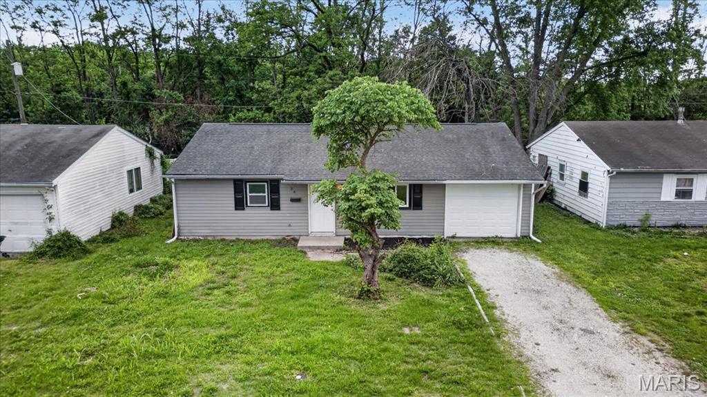 4th image of 36 Saint Gregory Dr, East Saint Louis, IL 62206 | MLS# MIS26049686