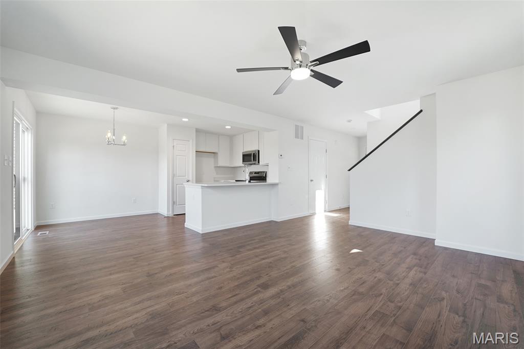 4th image of 375 Olympic Dr, Gray Summit, MO 63069 | MLS# MIS26049691