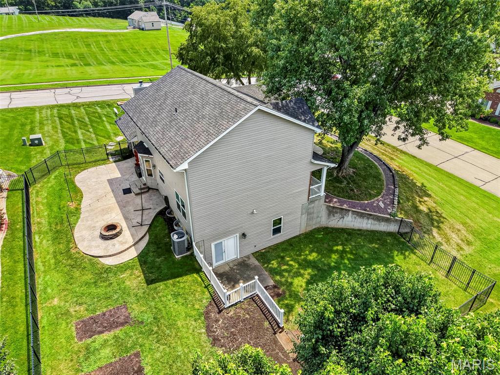 3rd image of 701 Loretta Dr, O Fallon, MO 63366 | MLS# MIS26049740