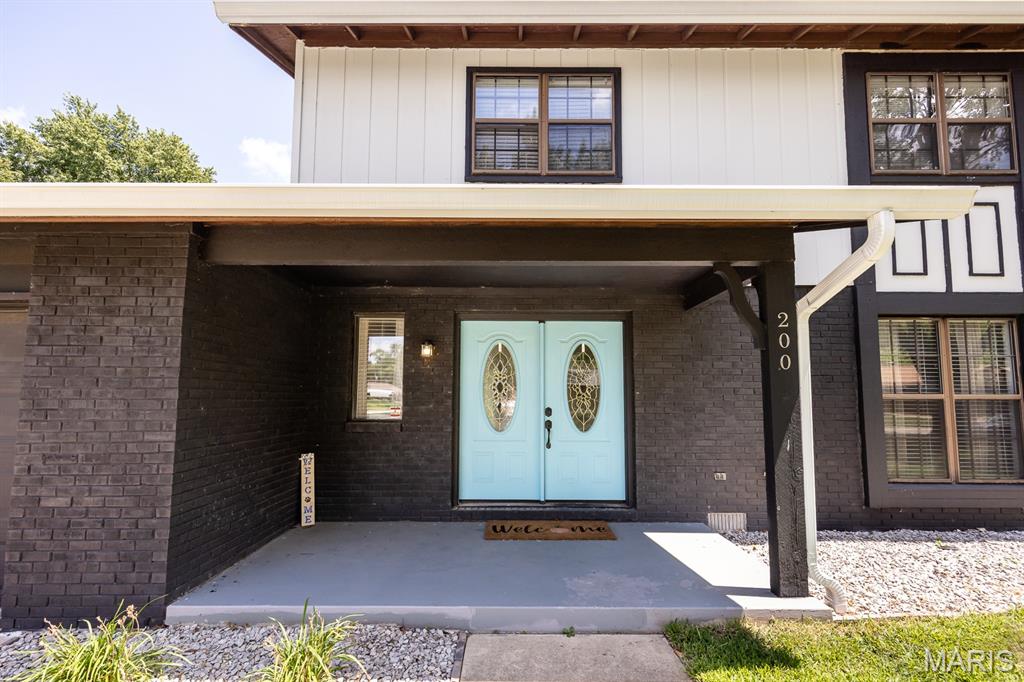 3rd image of 200 Debra Dr, Fairview Heights, IL 62208 | MLS# MIS26049759