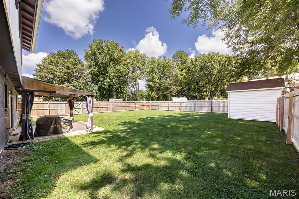 27th image of 200 Debra Dr, Fairview Heights, IL 62208 | MLS# MIS26049759