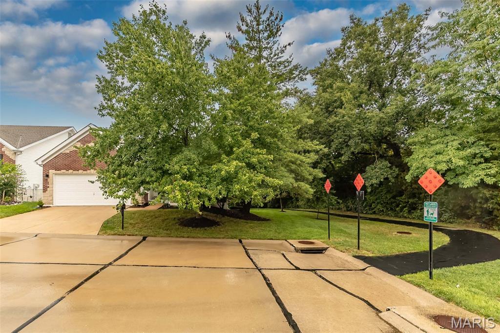 3rd image of 537 Boulder River Dr, O Fallon, MO 63368 | MLS# MIS26049790