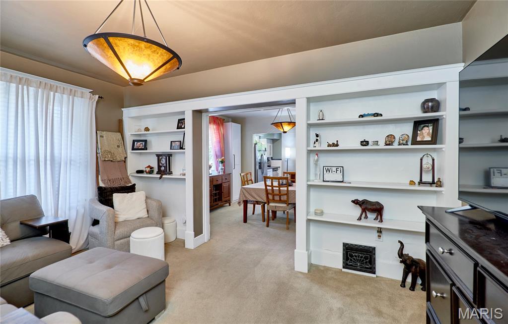 3rd image of 843 N Florissant Rd, Saint Louis, MO 63135 | MLS# MIS26049823