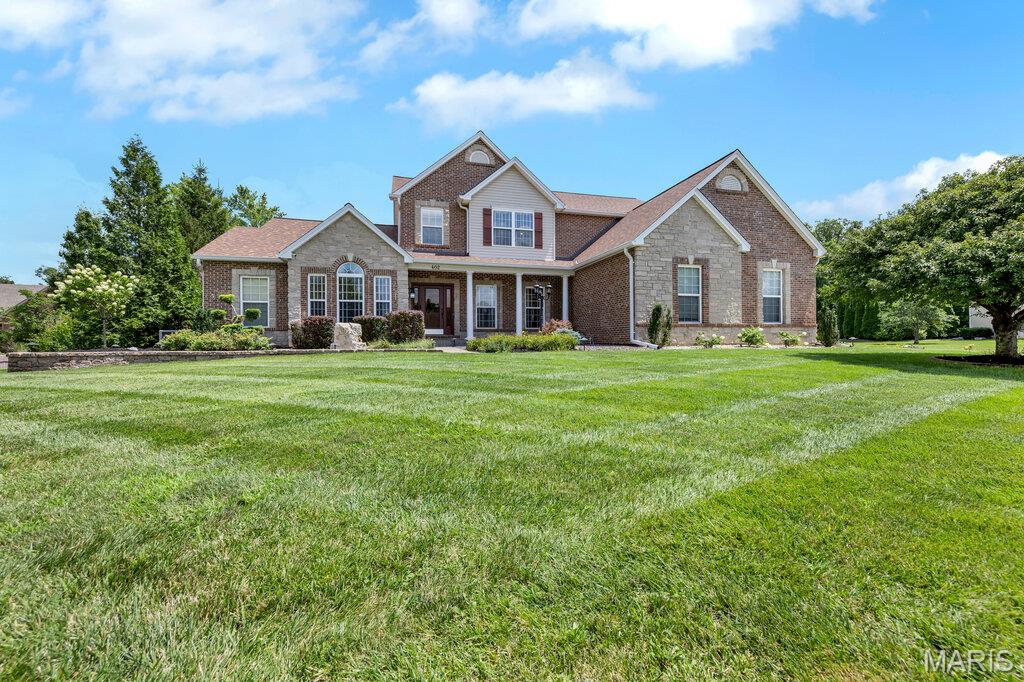 2nd image of 402 Hickory Grove Ln, Wentzville, MO 63385 | MLS# MIS26049833