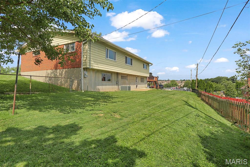 39th image of 10612 Ashburn Ct, Saint Louis, MO 63123 | MLS# MIS26049895