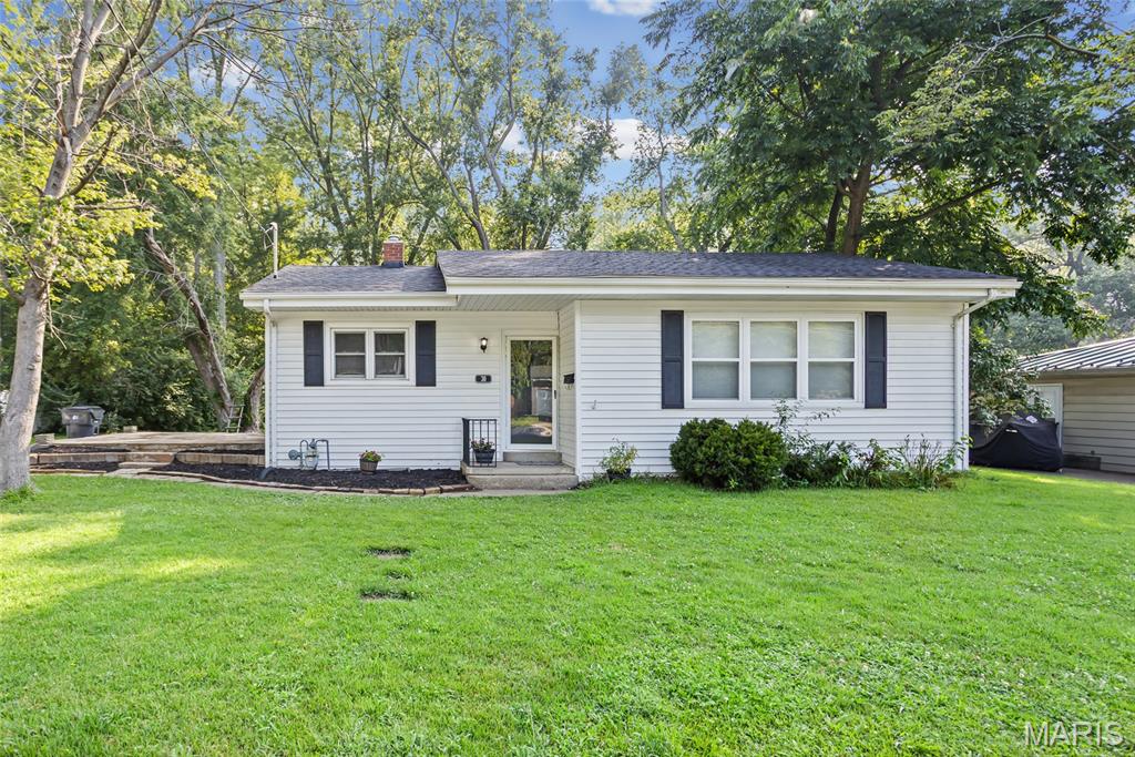 1st image of 30 Apple Tree Ln, Belleville, IL 62221 | MLS# MIS26049900