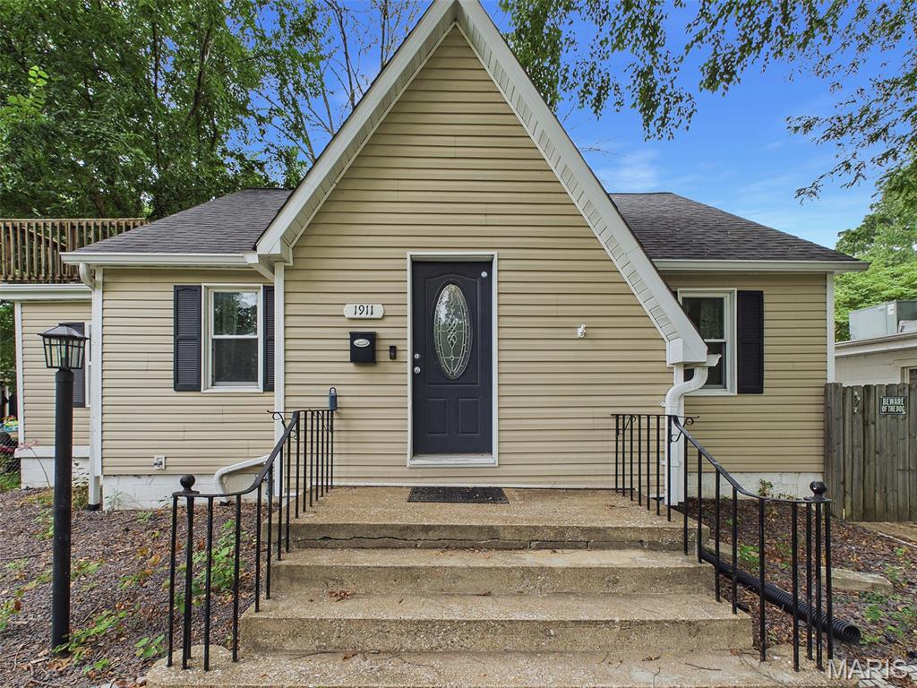 4th image of 1911 N Charles St, Belleville, IL 62221 | MLS# MIS26049954