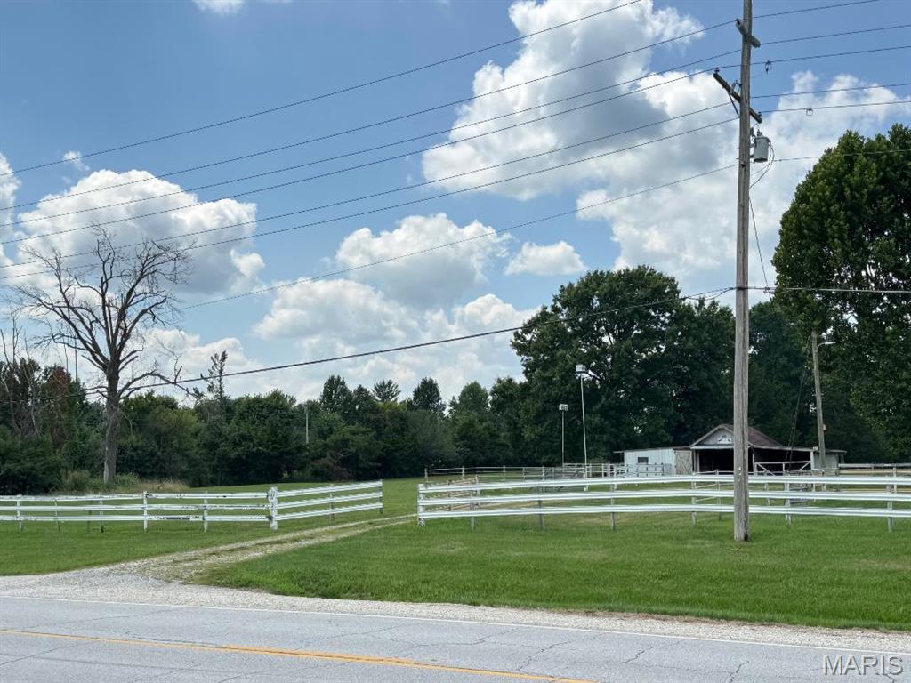 2nd image of 925 Hwy Kk, Troy, MO 63379 | MLS# MIS26050061