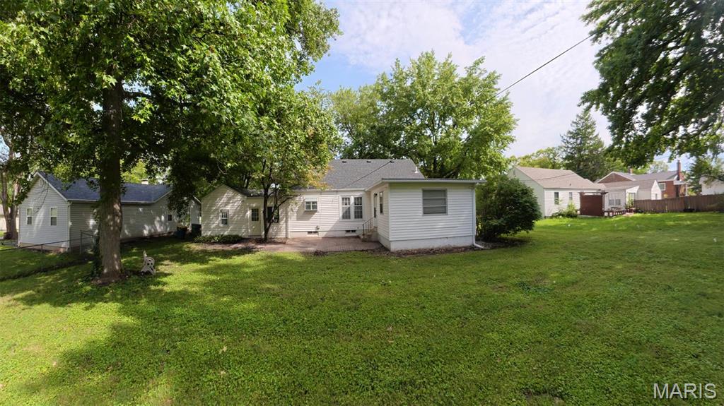 4th image of 207 Marilyn Dr, O Fallon, IL 62269 | MLS# MIS26050073