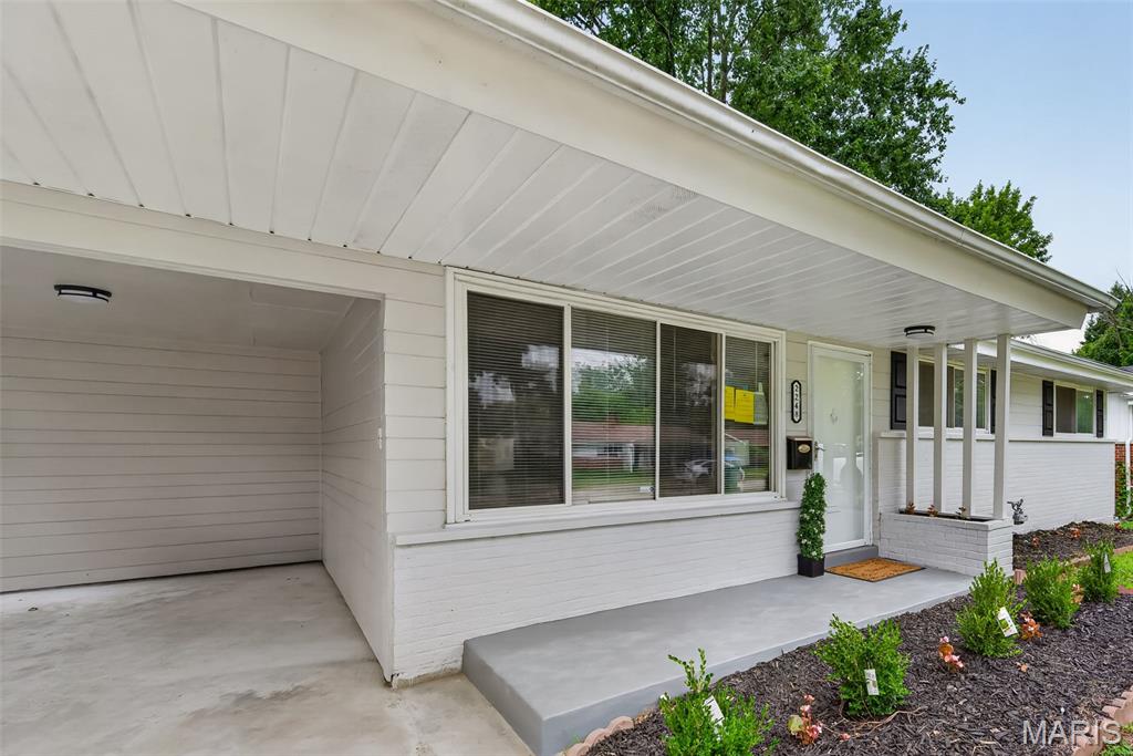 3rd image of 2248 Kerwin Dr, Saint Louis, MO 63136 | MLS# MIS26050079