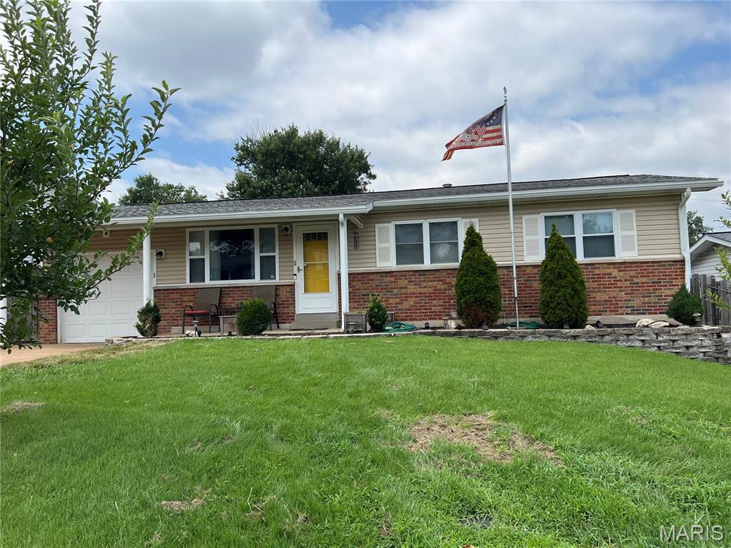 1st image of 10933 Arctic Dr, Saint Louis, MO 63123 | MLS# MIS26050083