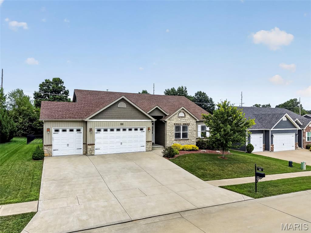 2nd image of 103 Pomodora Cir, Wentzville, MO 63385 | MLS# MIS26050118