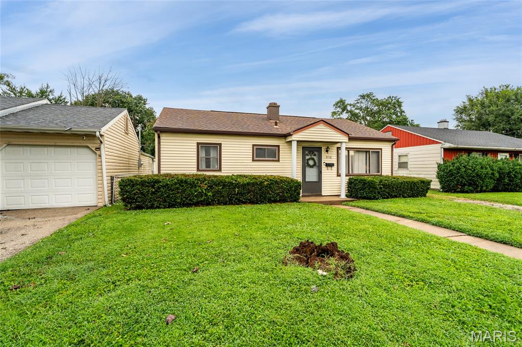 2nd image of 3116 Wayne Ave, Granite City, IL 62040 | MLS# MIS26050184