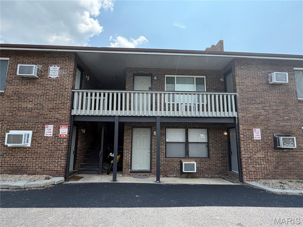2nd image of 971 Belle Valley Dr, Belleville, IL 62220 | MLS# MIS26050185