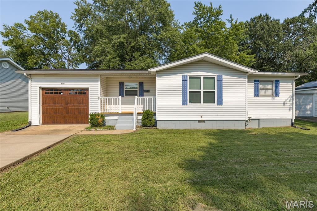 1st image of 218 N Alexander St, Farmington, MO 63640 | MLS# MIS26050216