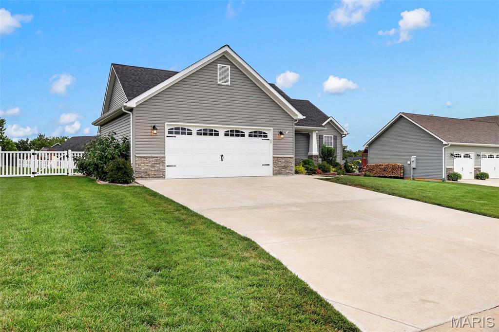 4th image of 475 Cass Dr Dr, Troy, MO 63379 | MLS# MIS26050281