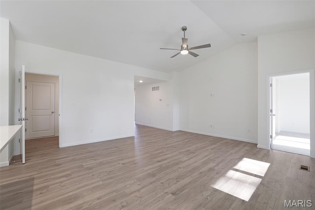 5th image of 102 Windrow Dr, Wentzville, MO 63385 | MLS# MIS26050282