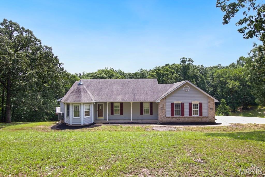 2nd image of 308 Deep Woods Dr, St Clair, MO 63077 | MLS# MIS26050286