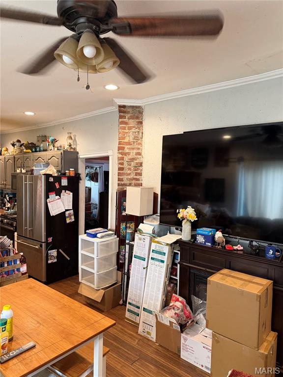 2nd image of 61 E Lorena Ave, Wood River, IL 62095 | MLS# MIS26050291