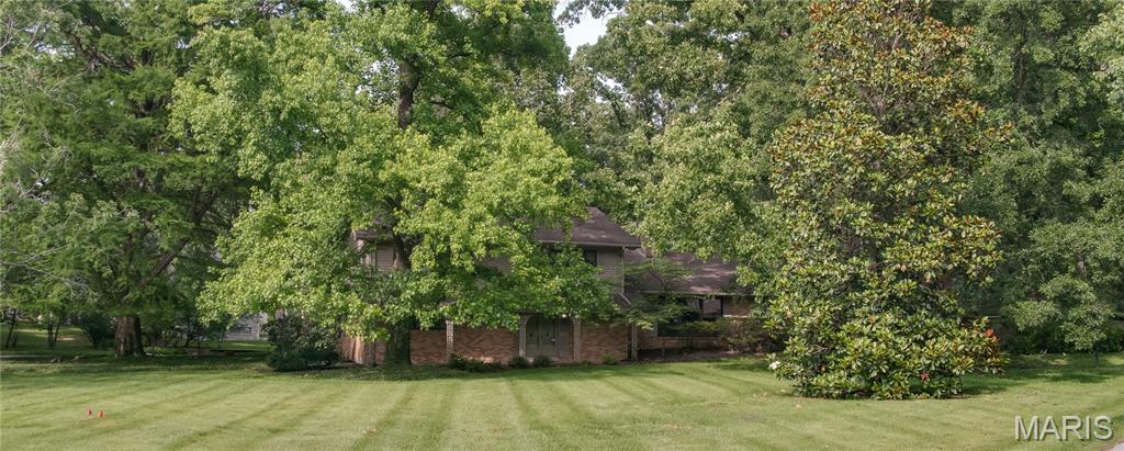 8th image of 103 Frontenac Forest, Saint Louis, MO 63131 | MLS# MIS26050306