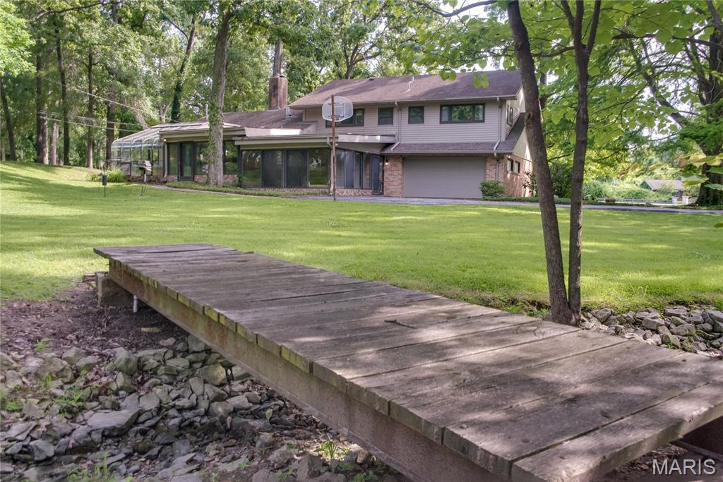 5th image of 103 Frontenac Forest, Saint Louis, MO 63131 | MLS# MIS26050306
