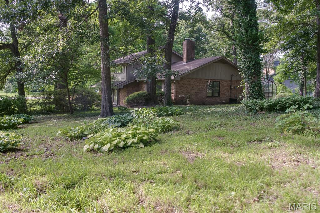 3rd image of 103 Frontenac Forest, Saint Louis, MO 63131 | MLS# MIS26050306