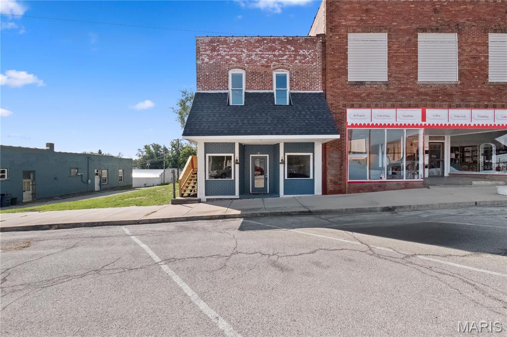 1st image of 318 Broadway St, Elsberry, MO 63343 | MLS# MIS26050314