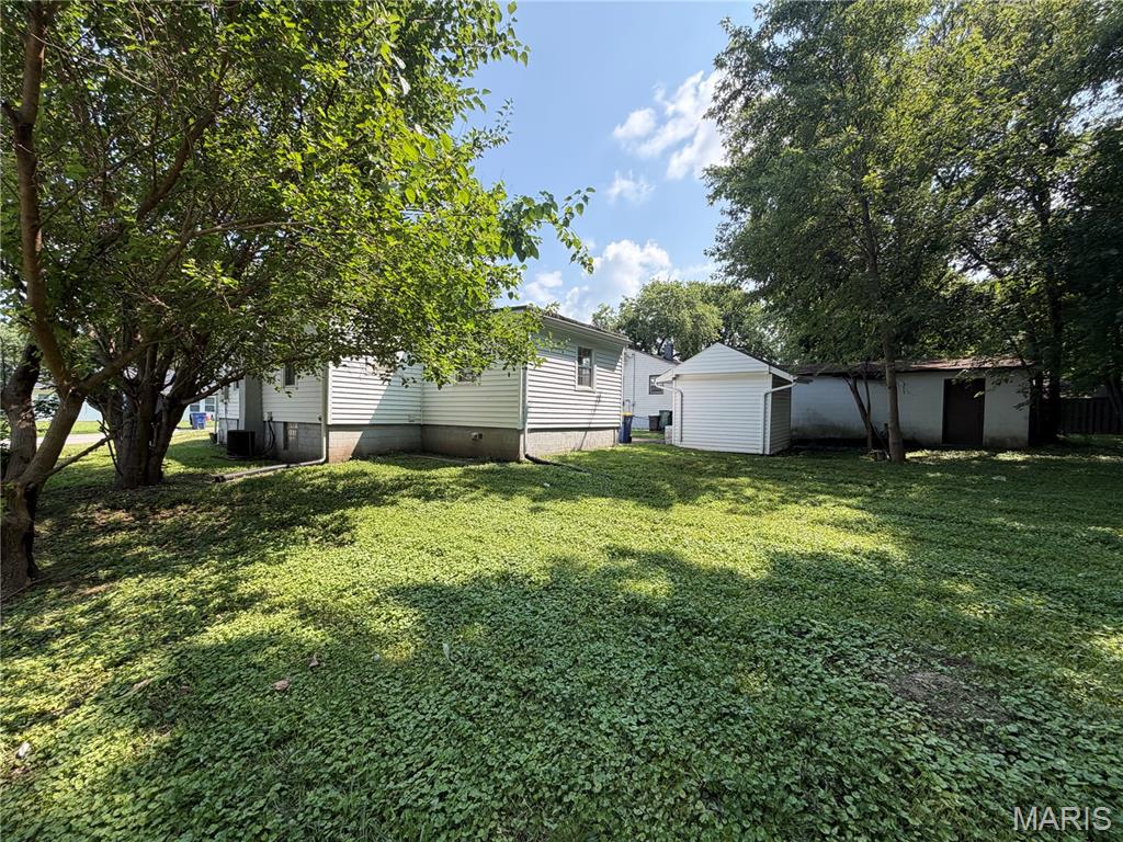 2nd image of 60 Connolly Dr, Saint Louis, MO 63135 | MLS# MIS26050334