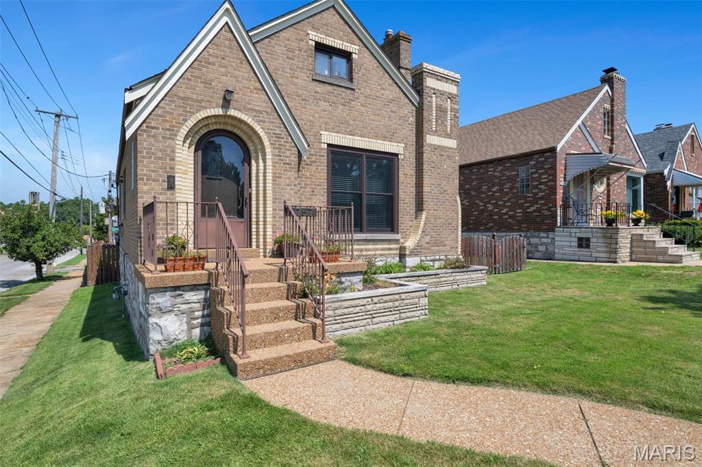 2nd image of 5757 Mardel Ave, St Louis, MO 63109 | MLS# MIS26050343