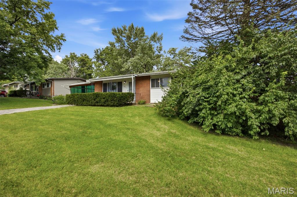 2nd image of 10316 Chesley Dr, Saint Louis, MO 63136 | MLS# MIS26050348